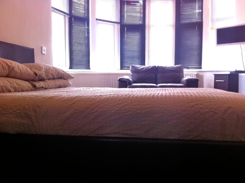 Park Crescent Hotel Manchester Bilik gambar